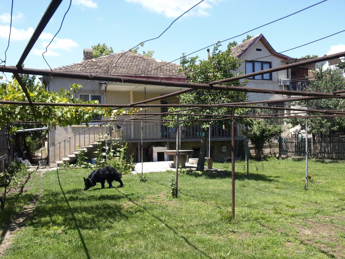 Guest House Ebralidze Mtskheta Exterior photo